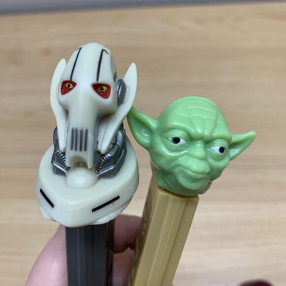 Vintage Star Wars Pez Dispensers Lot of 9 (1997-2004) Vader Chewbacca Palpatine - Picture 4 of 9